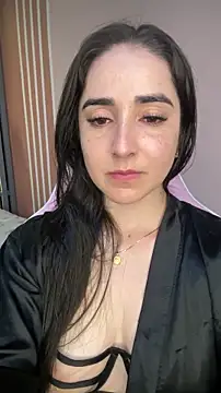 Snapshot of Victoria-And1 chatting on 28, 10, 2025 Victoria-And1 online show from 28, 10, 2025