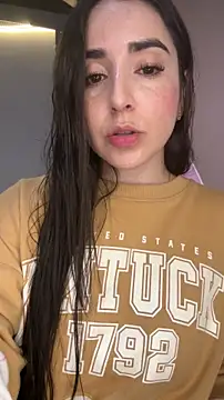 Snapshot of Victoria-And1 chatting on 30, 10, 2025 Victoria-And1 online show from 30, 10, 2025