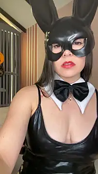 Snapshot of Victoria-And1 chatting on 1, 11, 2025 Victoria-And1 online show from 1, 11, 2025