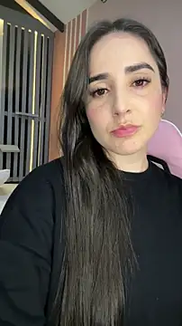 Snapshot of Victoria-And1 chatting on 13, 11, 2025 Victoria-And1 online show from 13, 11, 2025