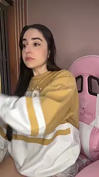 Snapshot of Victoria-And1 chatting on 20, 11, 2025 Victoria-And1 online show from 20, 11, 2025