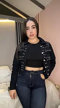 Snapshot of Victoria-And1 chatting on 30, 11, 2025 Victoria-And1 online show from 30, 11, 2025