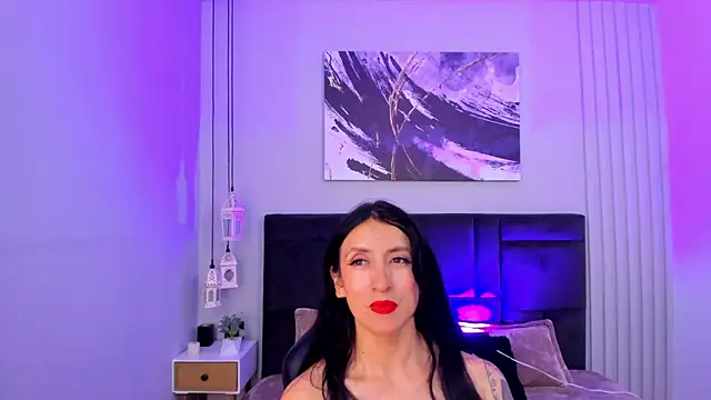 kira moon   online show from 30, 3, 2026