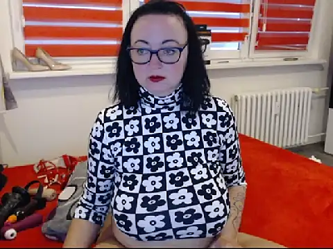 Alexie33 online show from 7, 3, 2025