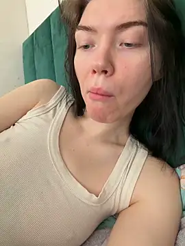 Lisaaa Alisa online show from 2, 3, 2026