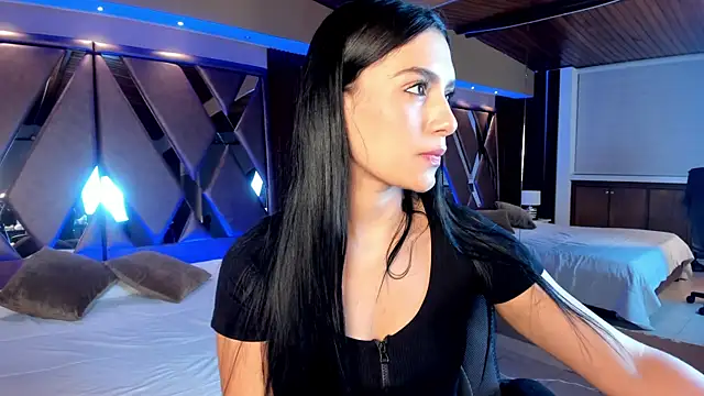 carina rossi online show from 17, 1, 2025