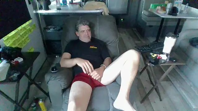 Snapshot of lateniter chatting on 31, 10, 2025 lateniter online show from 31, 10, 2025