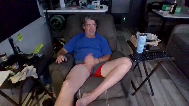 lateniter online show from 2, 4, 2026