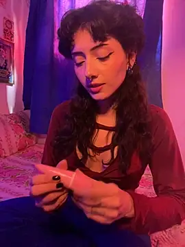 LiliJones  online show from 16, 12, 2025