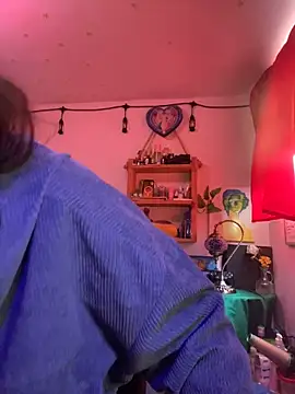 LiliJones  online show from 21, 2, 2026