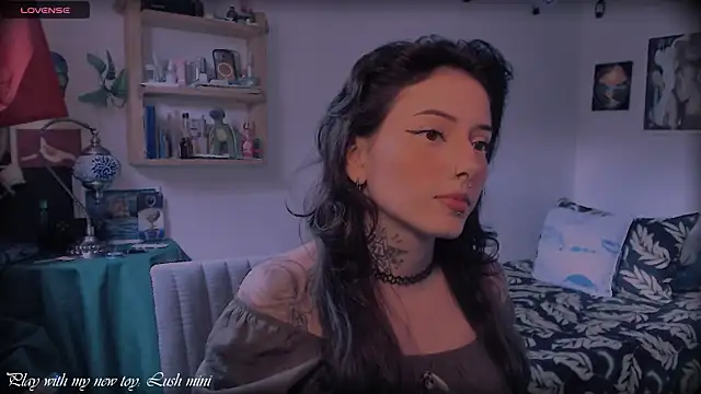 LiliJones  online show from 1, 3, 2026