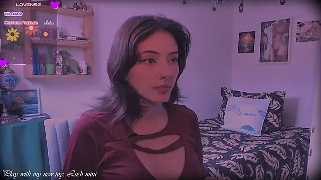 LiliJones  online show from 10, 3, 2026