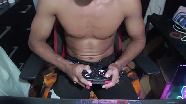 m16x16x online show from 7, 2, 2026