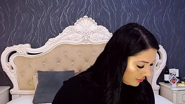 Snapshot of Lauren_Saint chatting on 23, 11, 2025 Lauren Saint online show from 23, 11, 2025