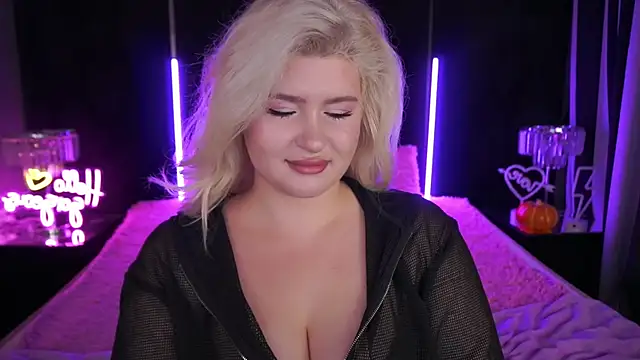 CocoSecretss online show from 9, 11, 2025