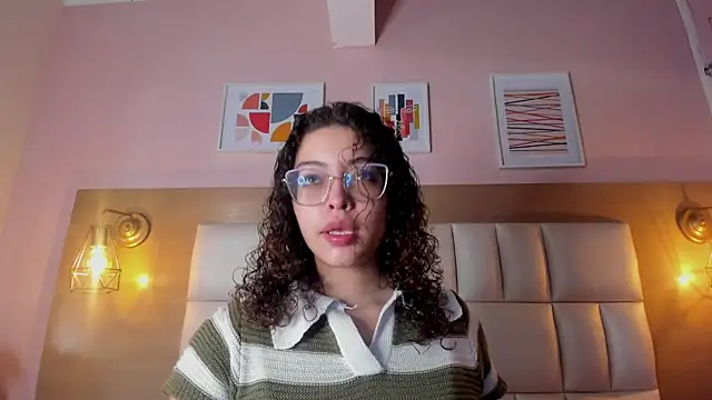 Dollar-girl online show from 13, 1, 2025