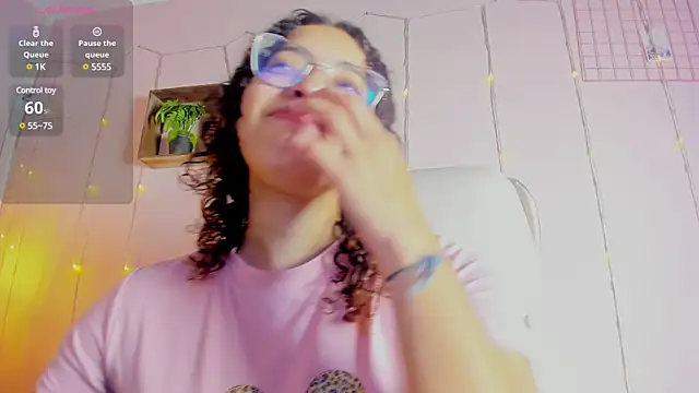 Dollar-girl online show from 28, 2, 2025