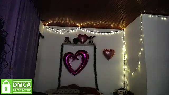 Mr MrsCurie online show from 28, 12, 2024