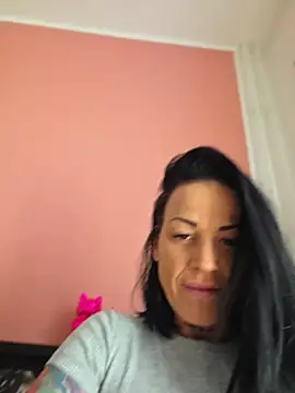 Snapshot of EmilyDiazofficial chatting on 26, 4, 2026 EmilyDiazofficial online show from 26, 4, 2026