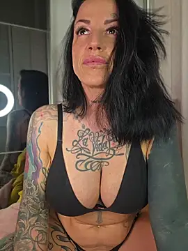Snapshot of EmilyDiazofficial chatting on 12, 7, 2026 EmilyDiazofficial online show from 12, 7, 2026