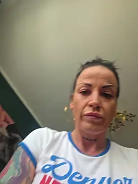 Snapshot of EmilyDiazofficial chatting on 24, 7, 2026 EmilyDiazofficial online show from 24, 7, 2026