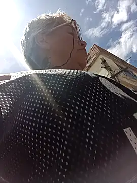 Snapshot of DirtyBIianca chatting on 2, 10, 2025 DirtyBIianca online show from 2, 10, 2025