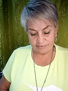 Snapshot of DirtyBIianca chatting on 7, 10, 2025 DirtyBIianca online show from 7, 10, 2025