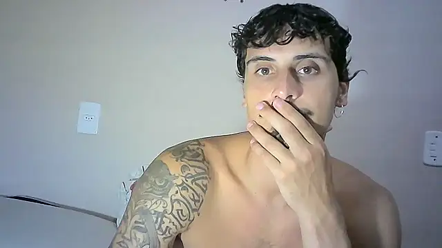 Snapshot of milkoffe chatting on 14, 1, 2025 milkoffe online show from 14, 1, 2025