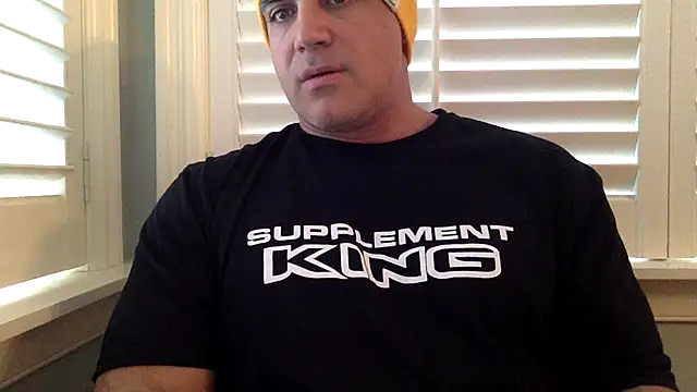 Snapshot of Bad_daddy21 chatting on 22, 12, 2025 Bad daddy21 online show from 22, 12, 2025