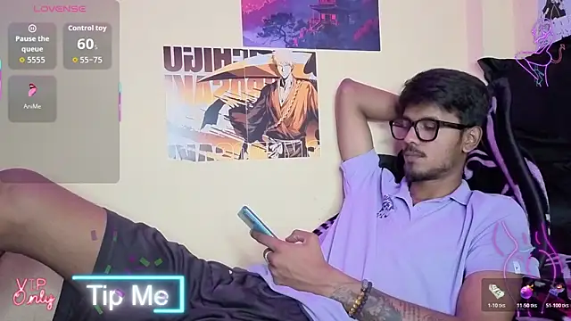 Snapshot of just_fucks chatting on 3, 4, 2026 just fucks online show from 3, 4, 2026