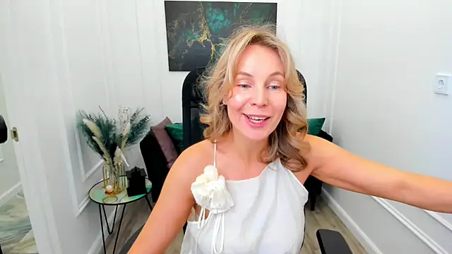 Snapshot of Sinty_Devis chatting on 25, 6, 2026 Sinty Devis online show from 25, 6, 2026