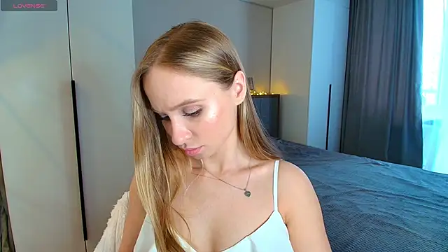 Mad1en online show from 27, 3, 2026