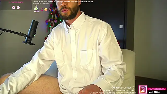 Snapshot of just_maxii chatting on 7, 12, 2024 just maxii online show from 7, 12, 2024