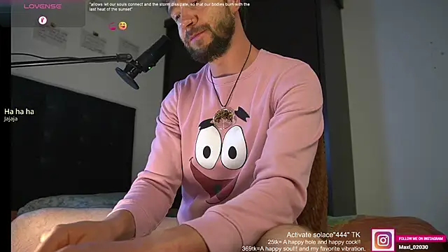 Snapshot of just_maxii chatting on 13, 3, 2025 just maxii online show from 13, 3, 2025