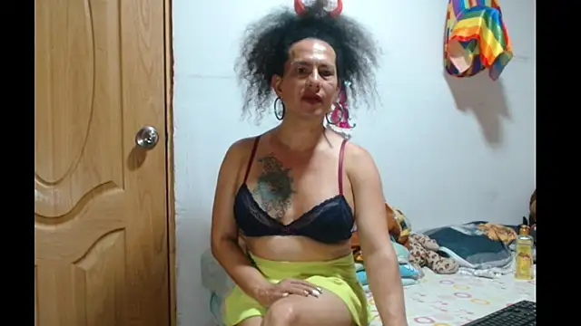 abbycrespa online show from 18, 3, 2025