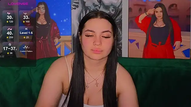 Snapshot of Nikki_Kardashian chatting on 8, 1, 2025 Nikki Kardashian online show from 8, 1, 2025