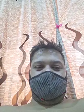 Snapshot of dirtybearr chatting on 23, 12, 2025 dirtybearr online show from 23, 12, 2025