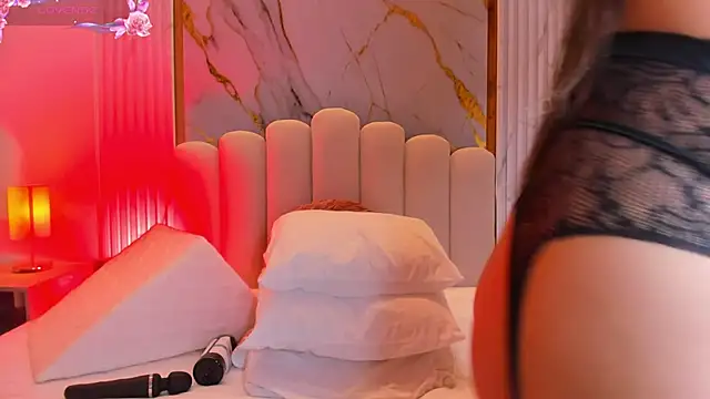 Snapshot of carolriveraa_ chatting on 18, 3, 2025 carolriveraa online show from 18, 3, 2025