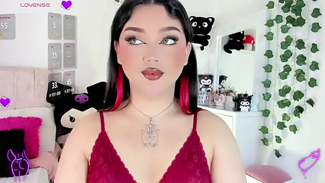 Snapshot of cattriona_muller chatting on 14, 11, 2025 cattriona muller online show from 14, 11, 2025