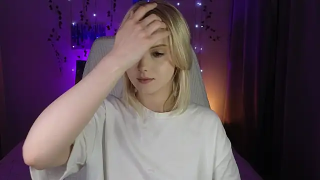 Snapshot of ImBonBon chatting on 11, 7, 2026 ImBonBon online show from 11, 7, 2026