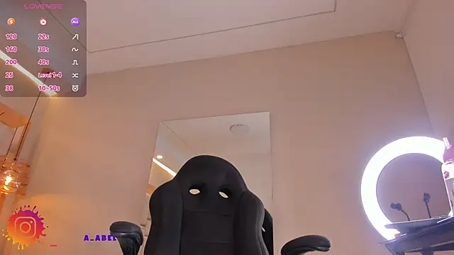 Snapshot of VioletaAbel chatting on 22, 1, 2025 VioletaAbel online show from 22, 1, 2025