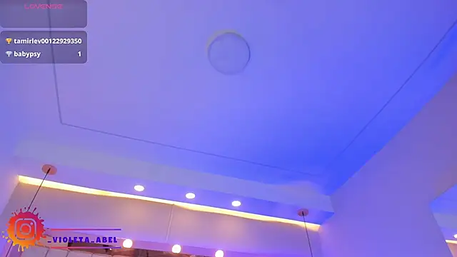 Snapshot of VioletaAbel chatting on 20, 2, 2025 VioletaAbel online show from 20, 2, 2025