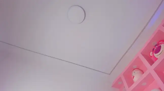 Snapshot of VioletaAbel chatting on 5, 3, 2025 VioletaAbel online show from 5, 3, 2025