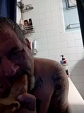 bigdoog8 online show from 11, 4, 2026