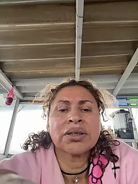 Snapshot of SheraHadee chatting on 23, 10, 2025 SheraHadee online show from 23, 10, 2025