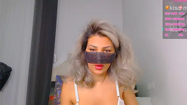 Snapshot of Turkish_Latina chatting on 6, 1, 2025 Turkish Latina online show from 6, 1, 2025