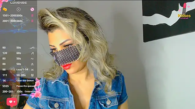 Snapshot of Turkish_Latina chatting on 28, 2, 2025 Turkish Latina online show from 28, 2, 2025