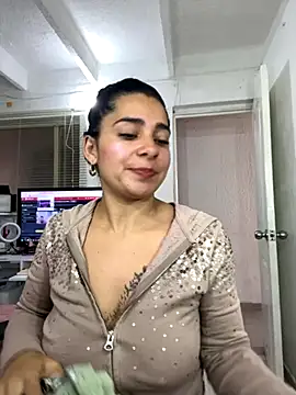 Meganmilk1 online show from 22, 10, 2025