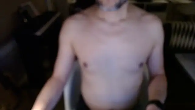 Snapshot of TheBongoBong chatting on 23, 3, 2025 TheBongoBong online show from 23, 3, 2025