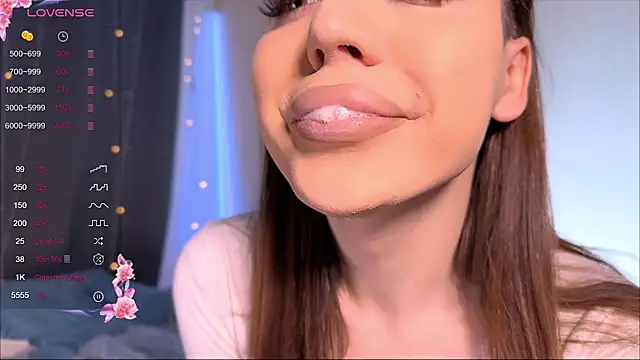 Snapshot of chups_girl chatting on 4, 2, 2026 chups girl online show from 4, 2, 2026